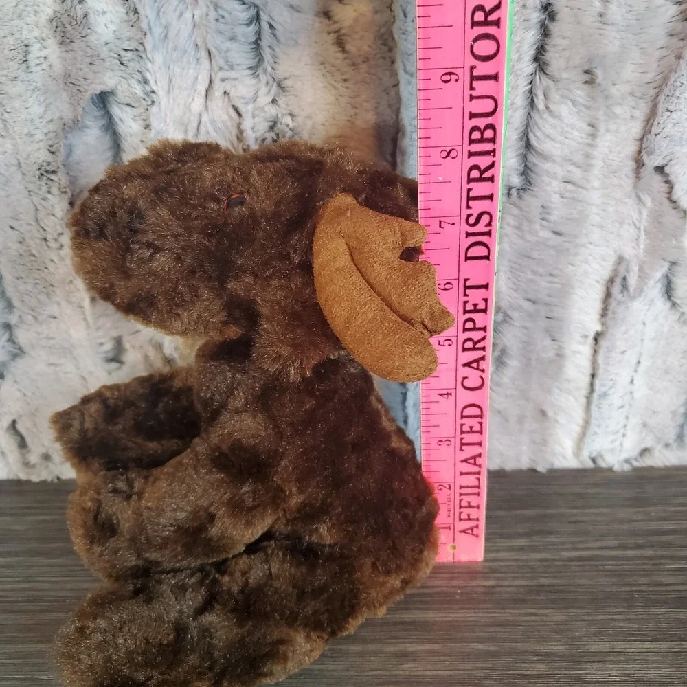 Brown Moose 7